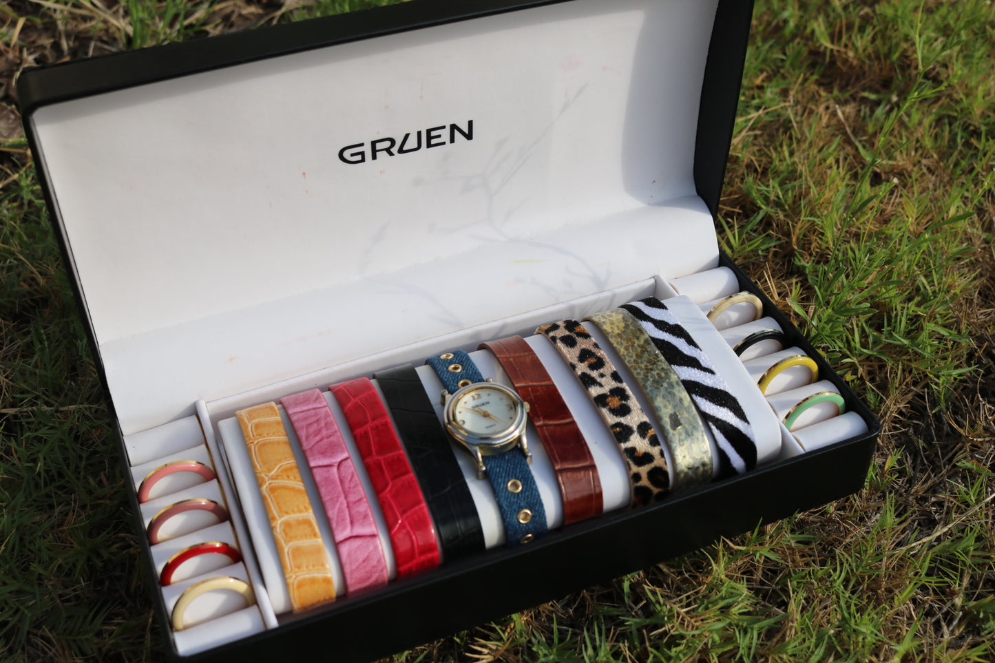 Gruen Customizable Watch - Working