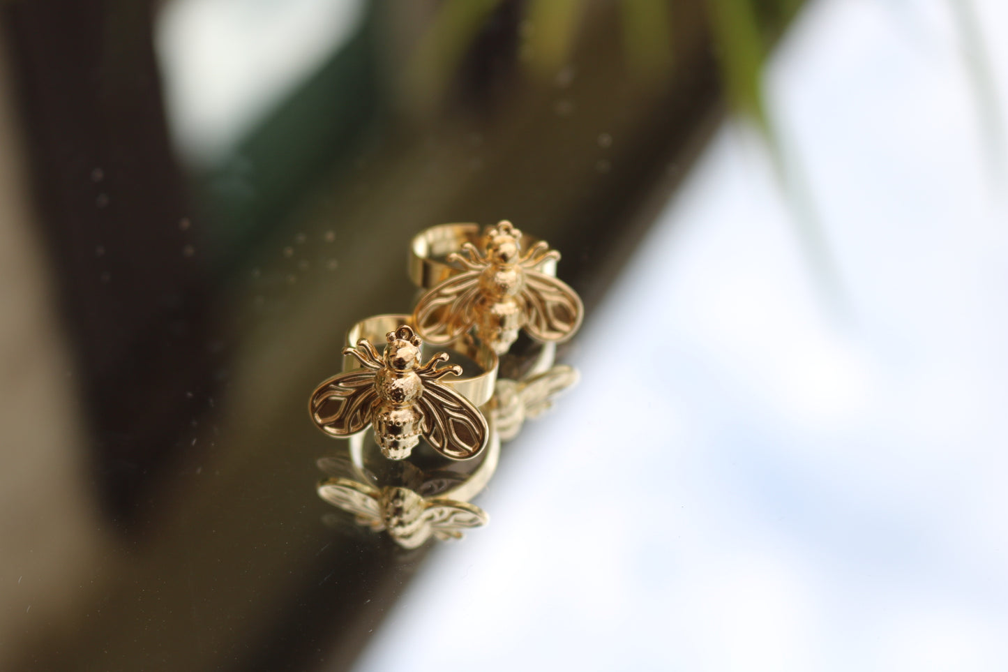 Bee ring