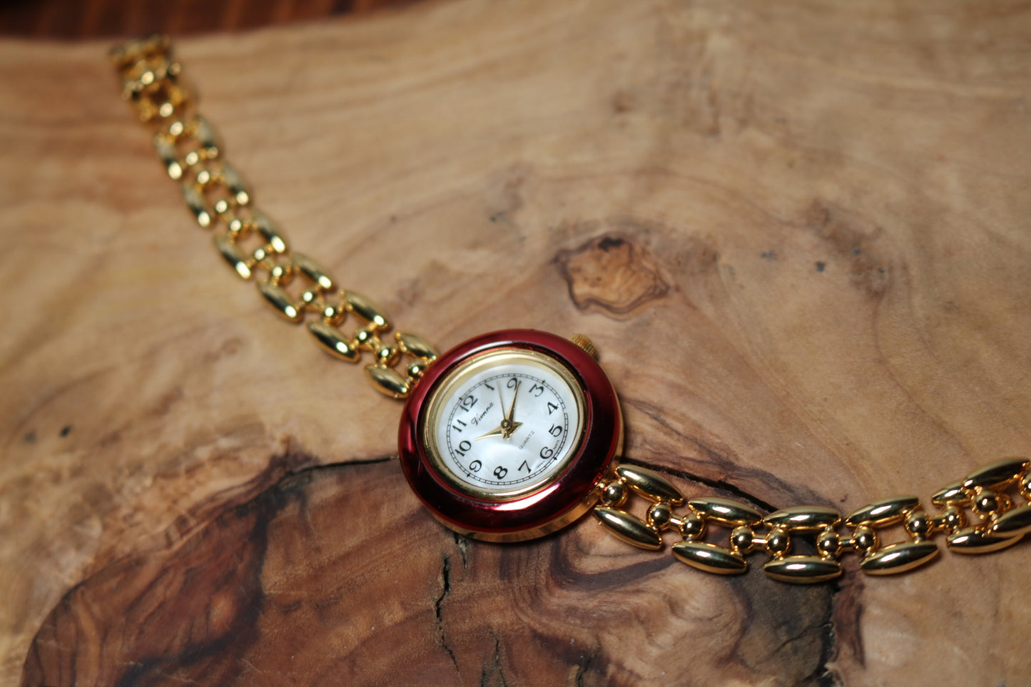 Vienna Watch- interchangeable bezels- working