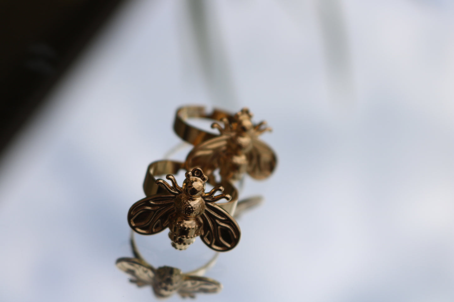 Bee ring