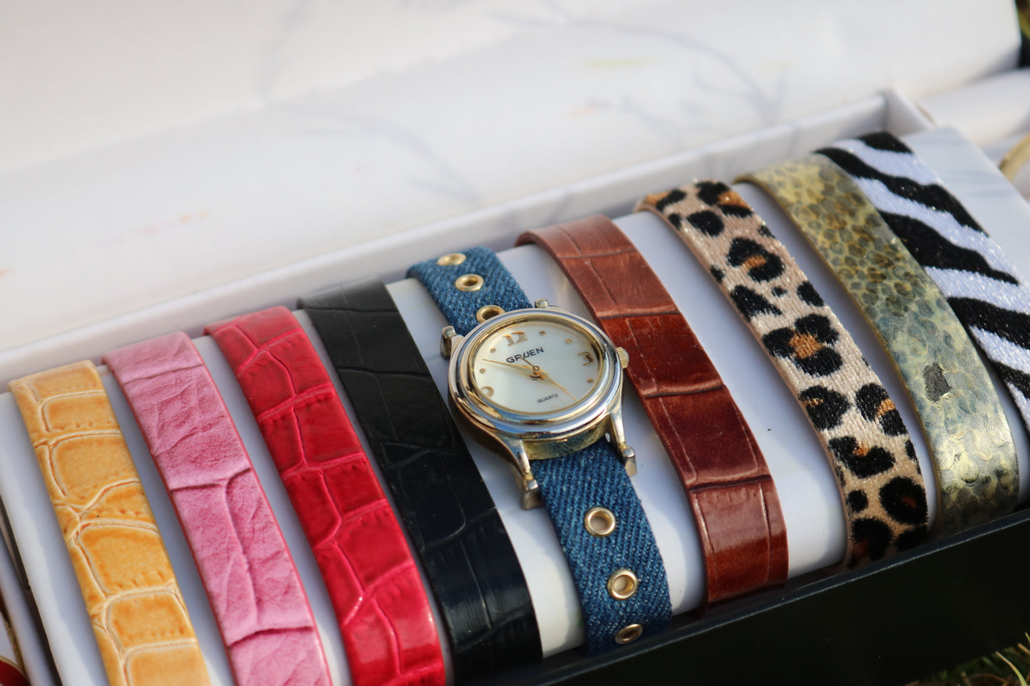 Gruen Customizable Watch - Working